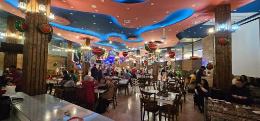 عکس رستوران سنتی هفت خوان