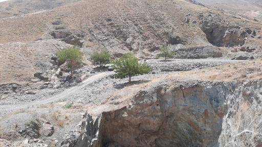 عکس غار پروانه‌ها