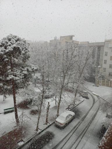 عکس میدان هفتاد و هفتم