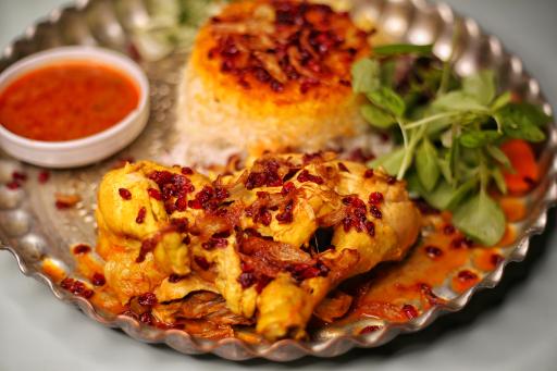 عکس رستوران سنتی هفت خوان