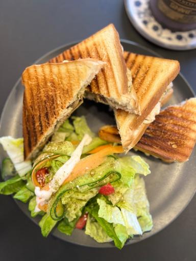 عکس کافه خانه سبز