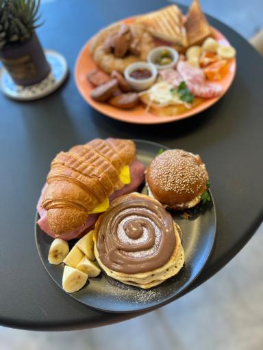 عکس کافه خانه سبز