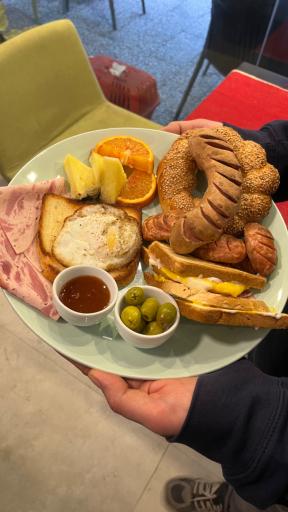 عکس کافه خانه سبز