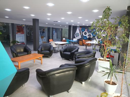 عکس مرکز رشد نوآوری سرخس 