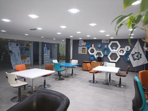 عکس مرکز رشد نوآوری سرخس 