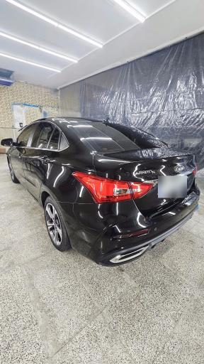 عکس بازسازی و دیتیلینگ خودرو ققنوس آهنی