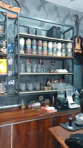 عکس کافه کایرو