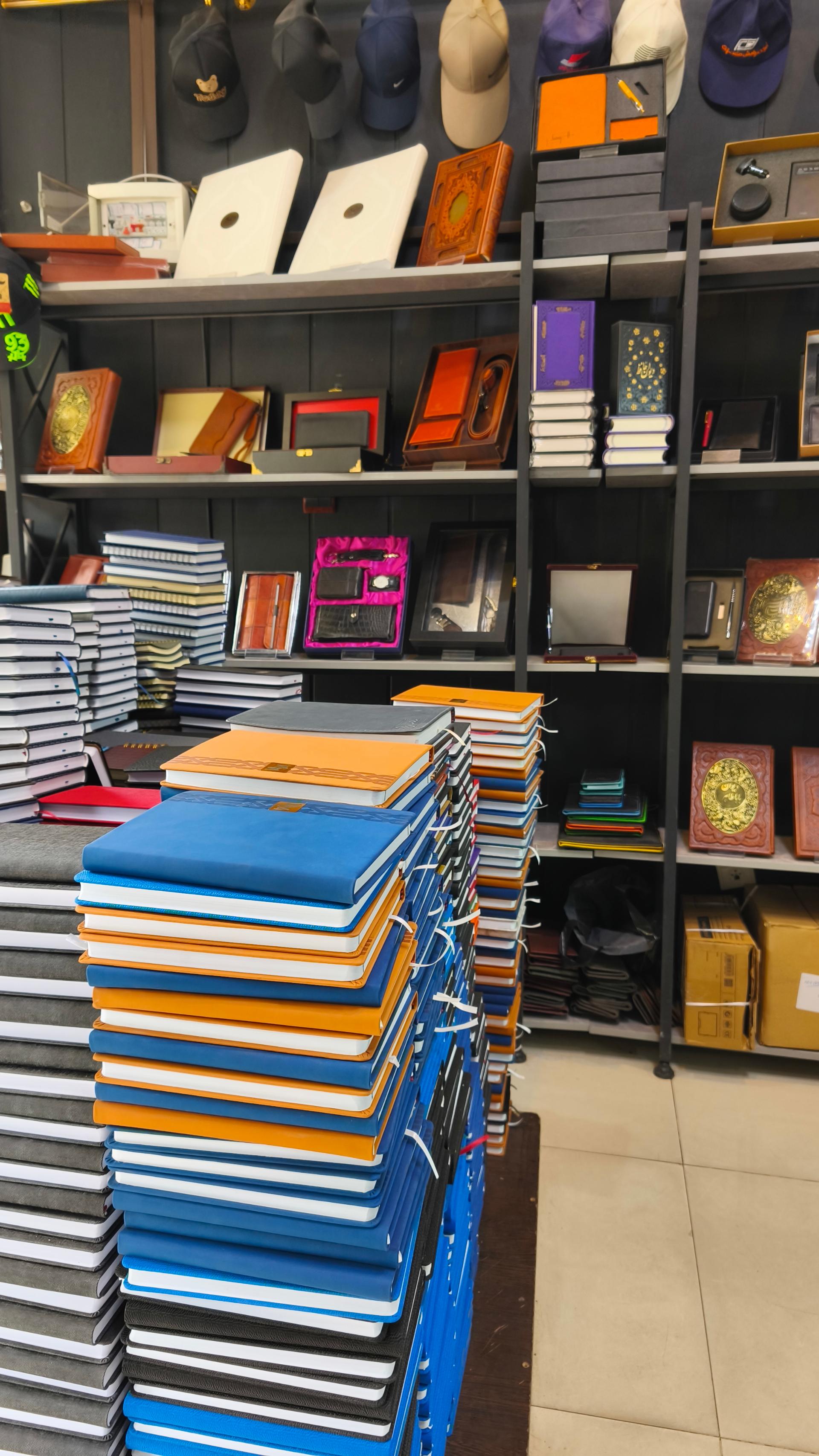 عکس چاپ و تبلیغات نقش زرین