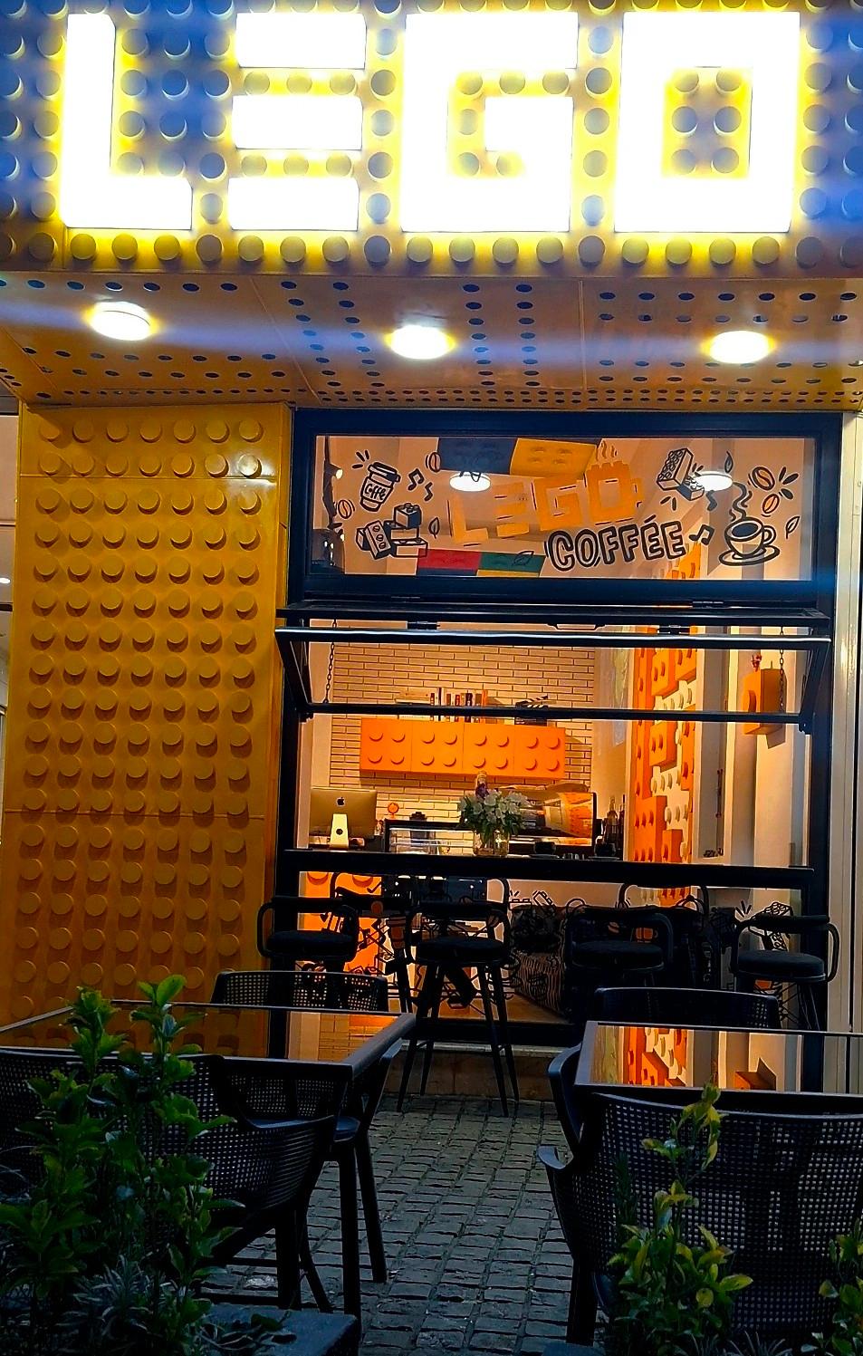 عکس کافه لگو