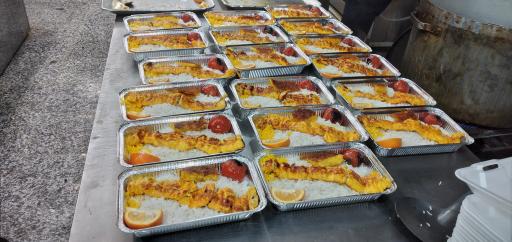 عکس تهیه غذا ایرانی