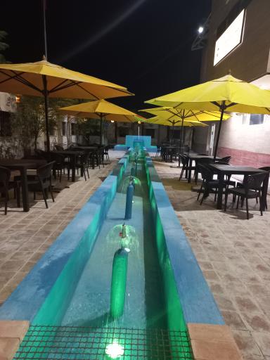 عکس رستوران عمو سیبیلو