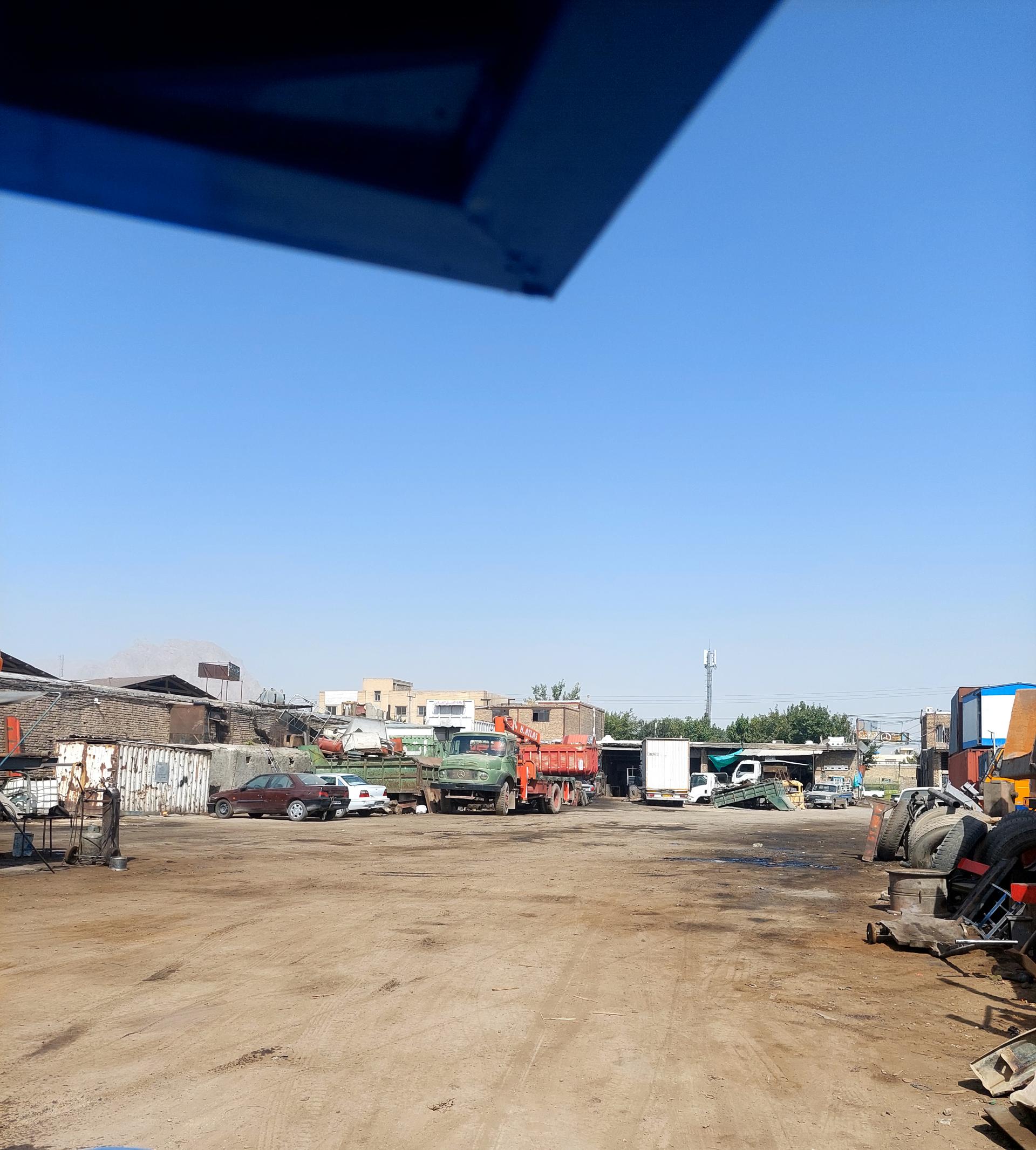 عکس گاراژ مفید