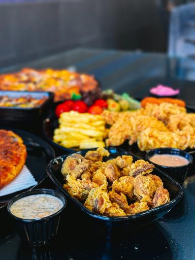 پیتزا و ساندویچ وشنا