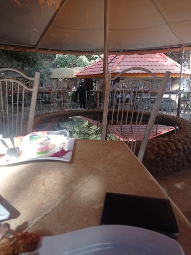 عکس کافه رستوران گلچین