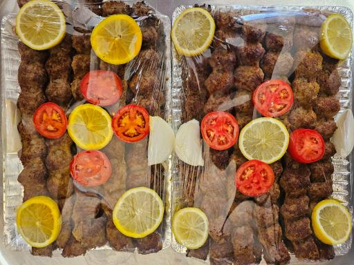 عکس کبابی صادقیان