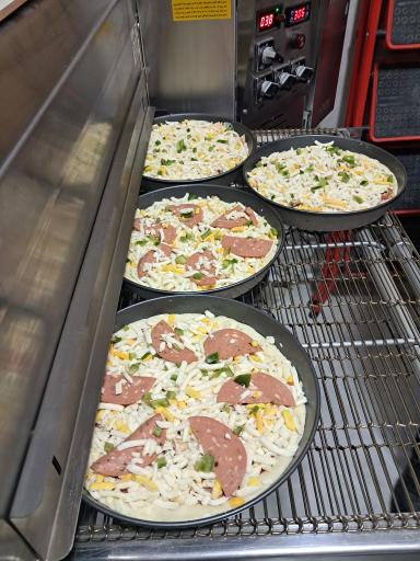 عکس پیتزا و کنتاکی تردک