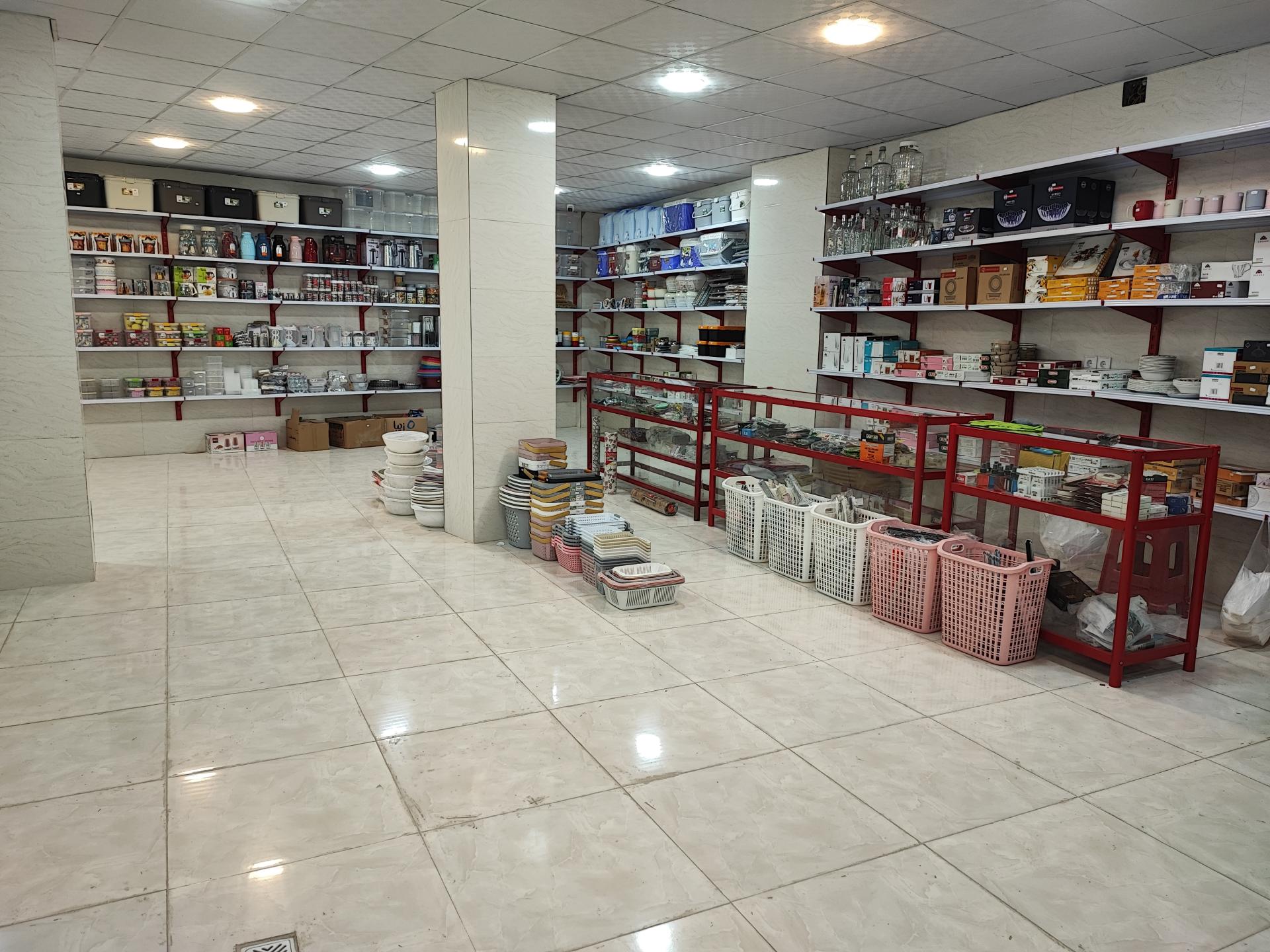 عکس ارزانسرای نوین پلاست