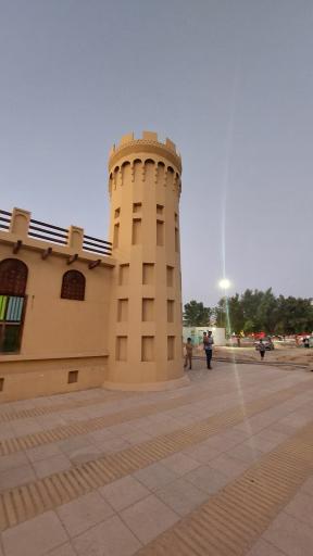 عکس مجموعه غذایی گلدن فود