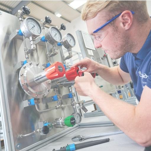 مرکز استیل 110