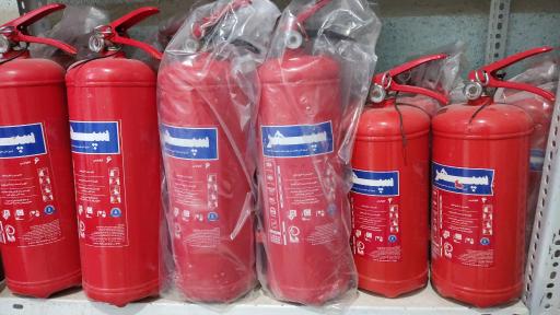 عکس شارژ کپسول آتش نشانی