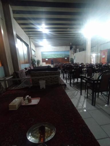 عکس غذاخوری تیرپارک مرز باشماق