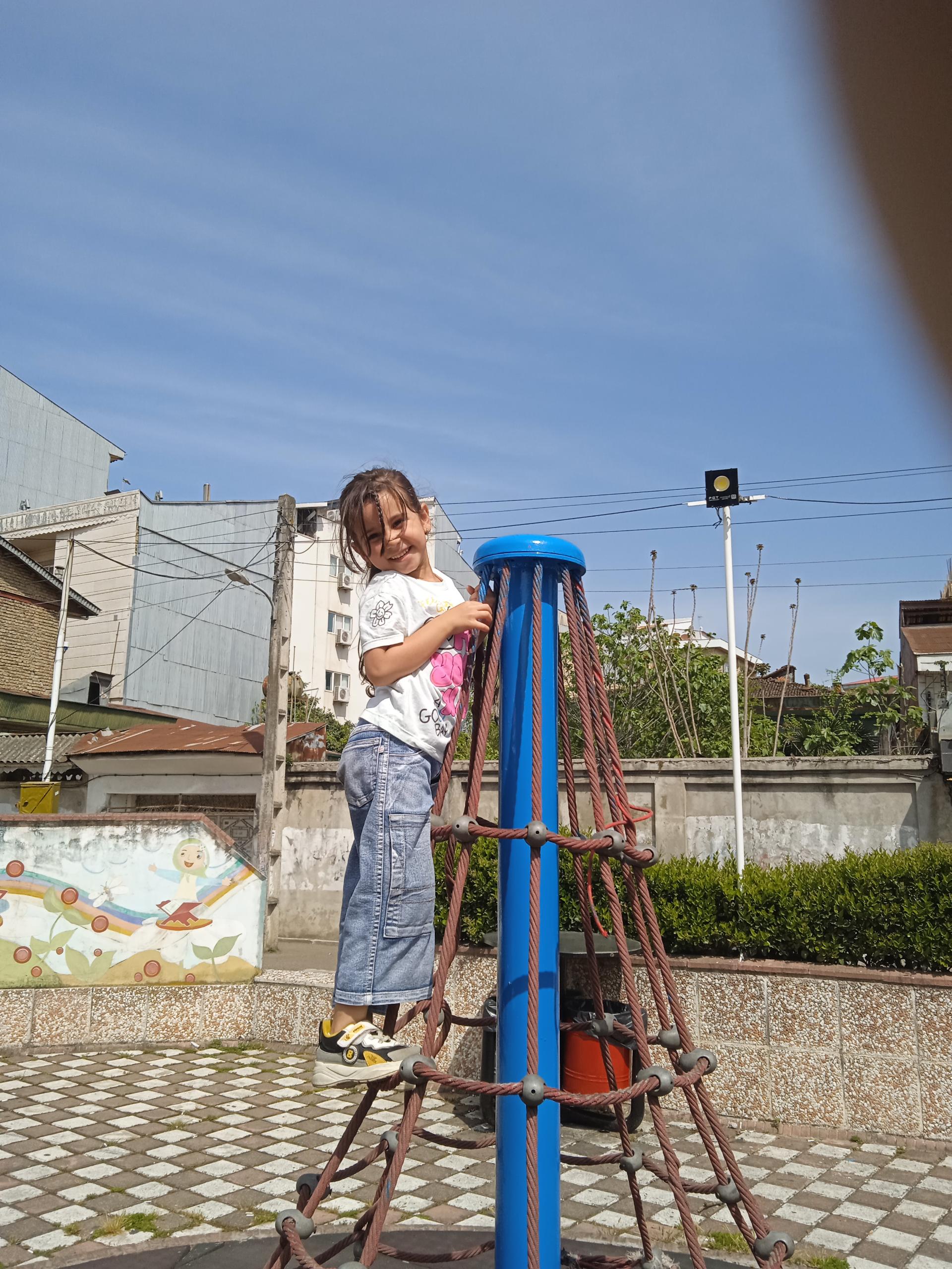 عکس بوستان قلمستان