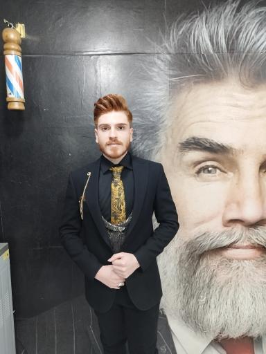 عکس پیرایش مسعود