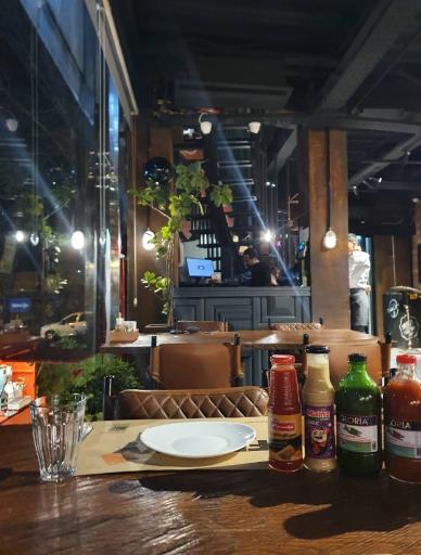 رستوران ایتالیایی جنارو شعبه زعفرانیه