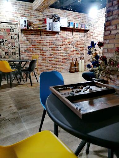 عکس کافه شیش و بش