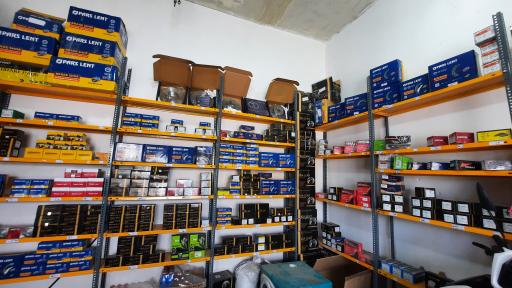 عکس فروشگاه لنت آوا