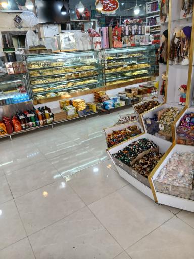عکس قنادی میلاد تهرانسر 