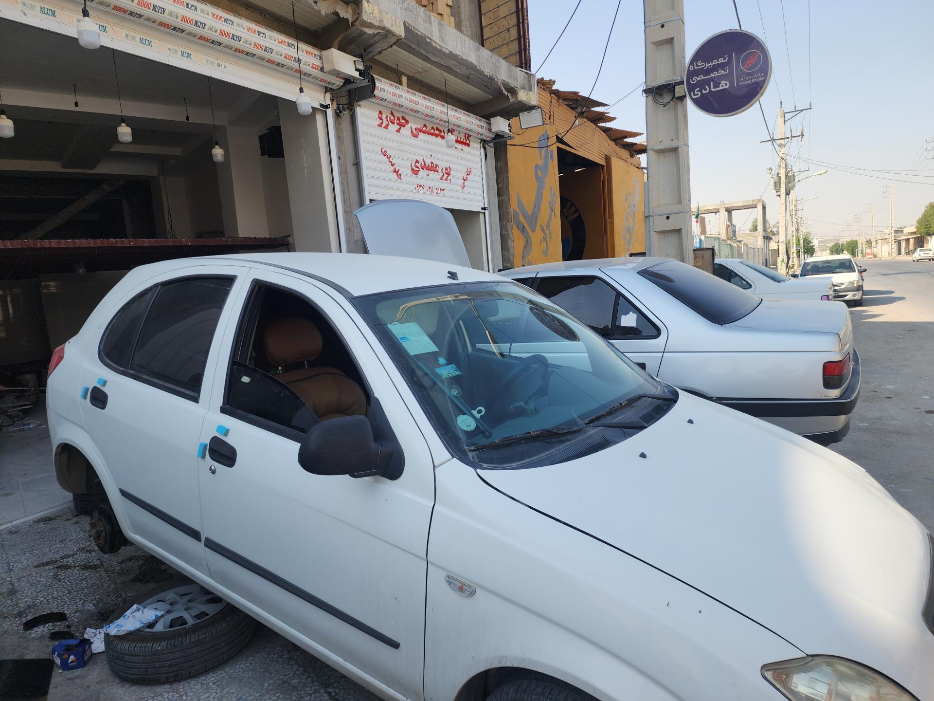 عکس کلینیک تخصصي خودرو پورمفیدی