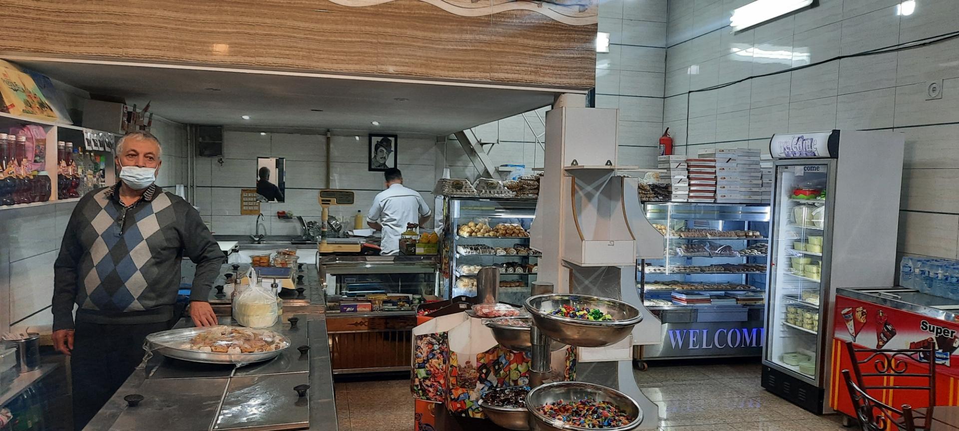 عکس شیرینی و بستنی کلانتر