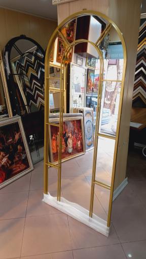 عکس قاب سازی و شیشه بری فرهاد