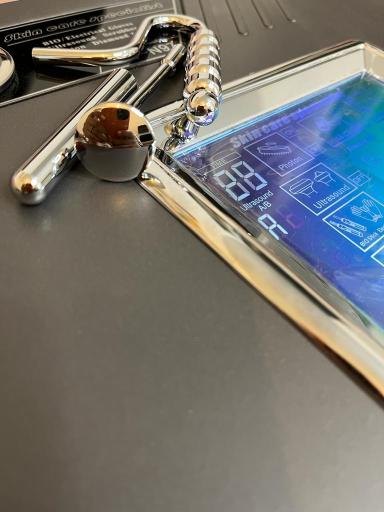 عکس مرکز زیبایی تخصصی پوست و ناخن رجاء حسینی