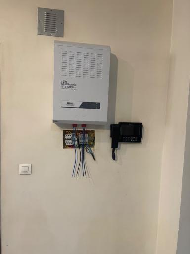 عکس نمایندگی رسمی فاراتل ترانس استابلایزر فاراتل 