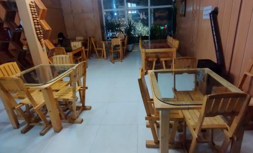 عکس کافه حاج بابا