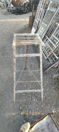 عکس انبار ضایعات و آهن آلات مستعمل نیزه