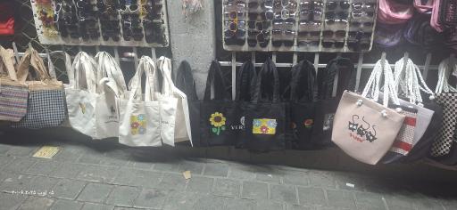 لوازم آرایشی مهماندوست