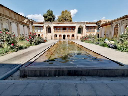 عکس موزه خانه افتخارالاسلام طباطبائی