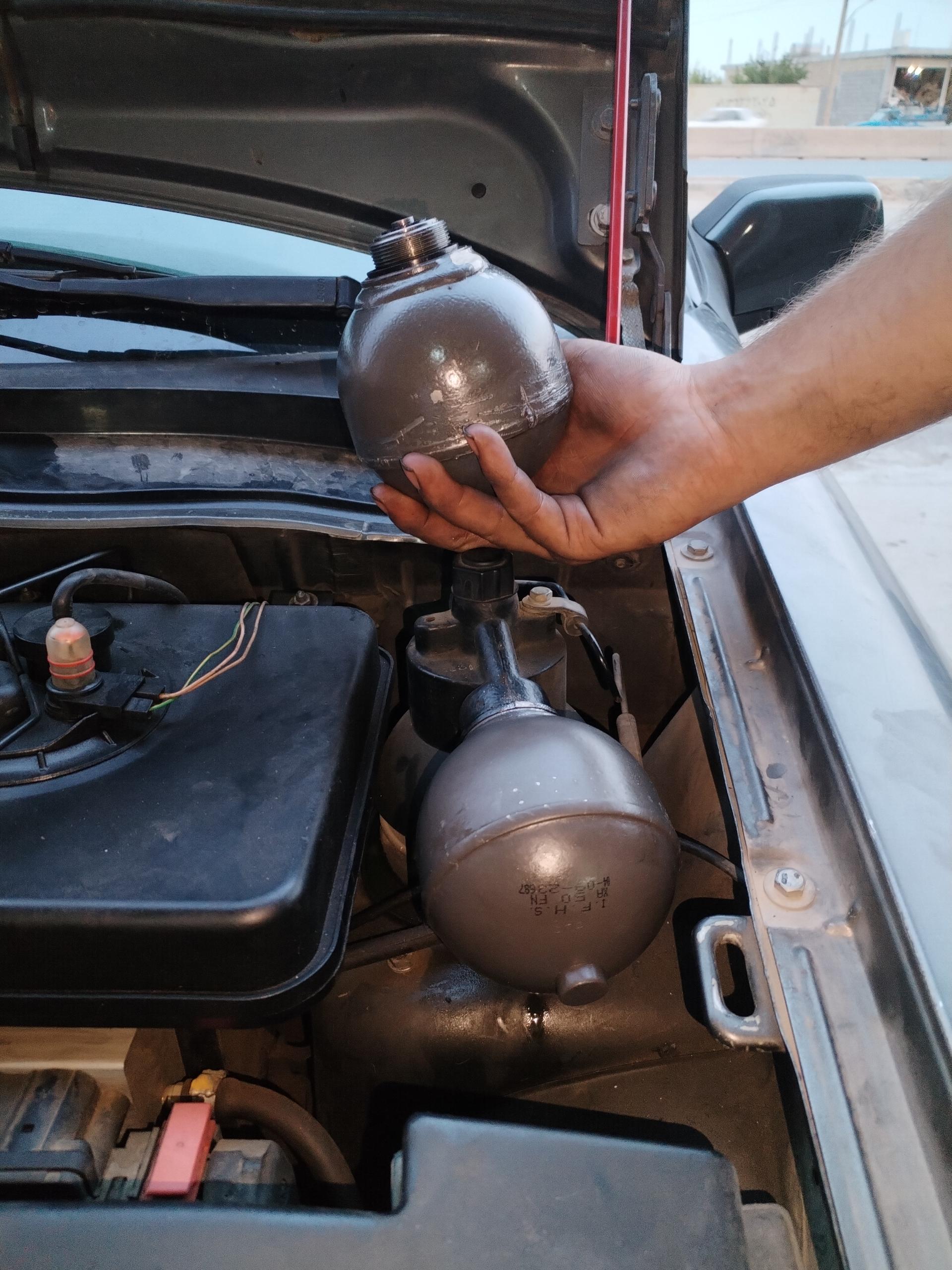 عکس کلینیک تخصصی برق و مکانیکی ایران ژاپن