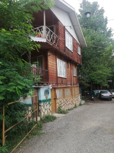 عکس اقامتگاه بومگردی تاپ جمشید