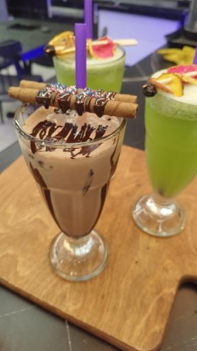 عکس هتل آپارتمان فرکانس 