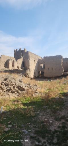 قلعه تاریخی حسین آباد شاندیز