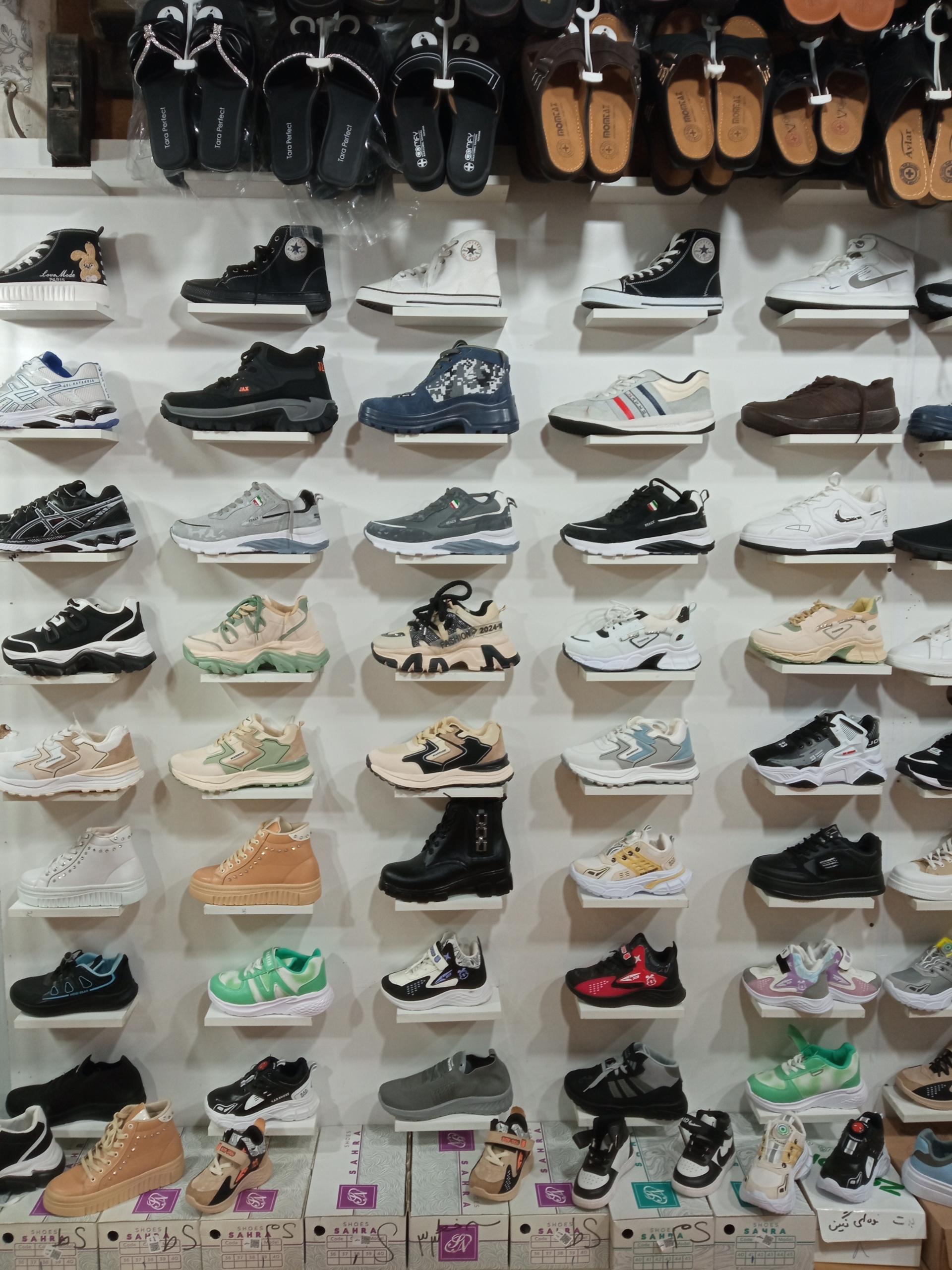 عکس کفش و دمپایی شیک پا