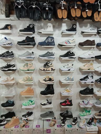 عکس کفش و دمپایی شیک پا