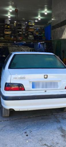 تعمیرگاه و لوازم یدکی پیرهادی