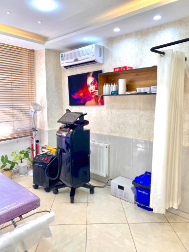 عکس آراما کلینیک دکتر نرگس کوششی