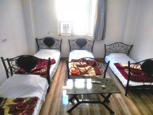 عکس مهمانپذیر و غذاخوری میدیا