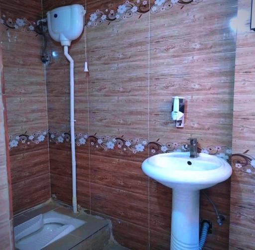 عکس مهمانپذیر و غذاخوری میدیا